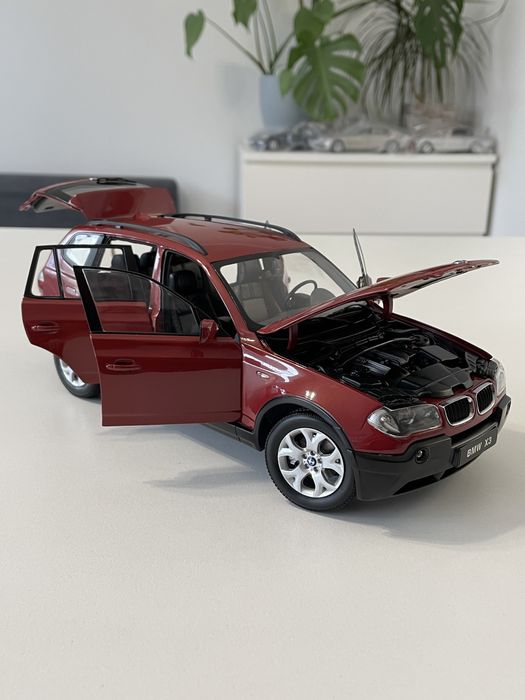 Model BMW X3 1/18 Kyosho jak Minichamps Norev 1:18 Maisto Bburago NZG