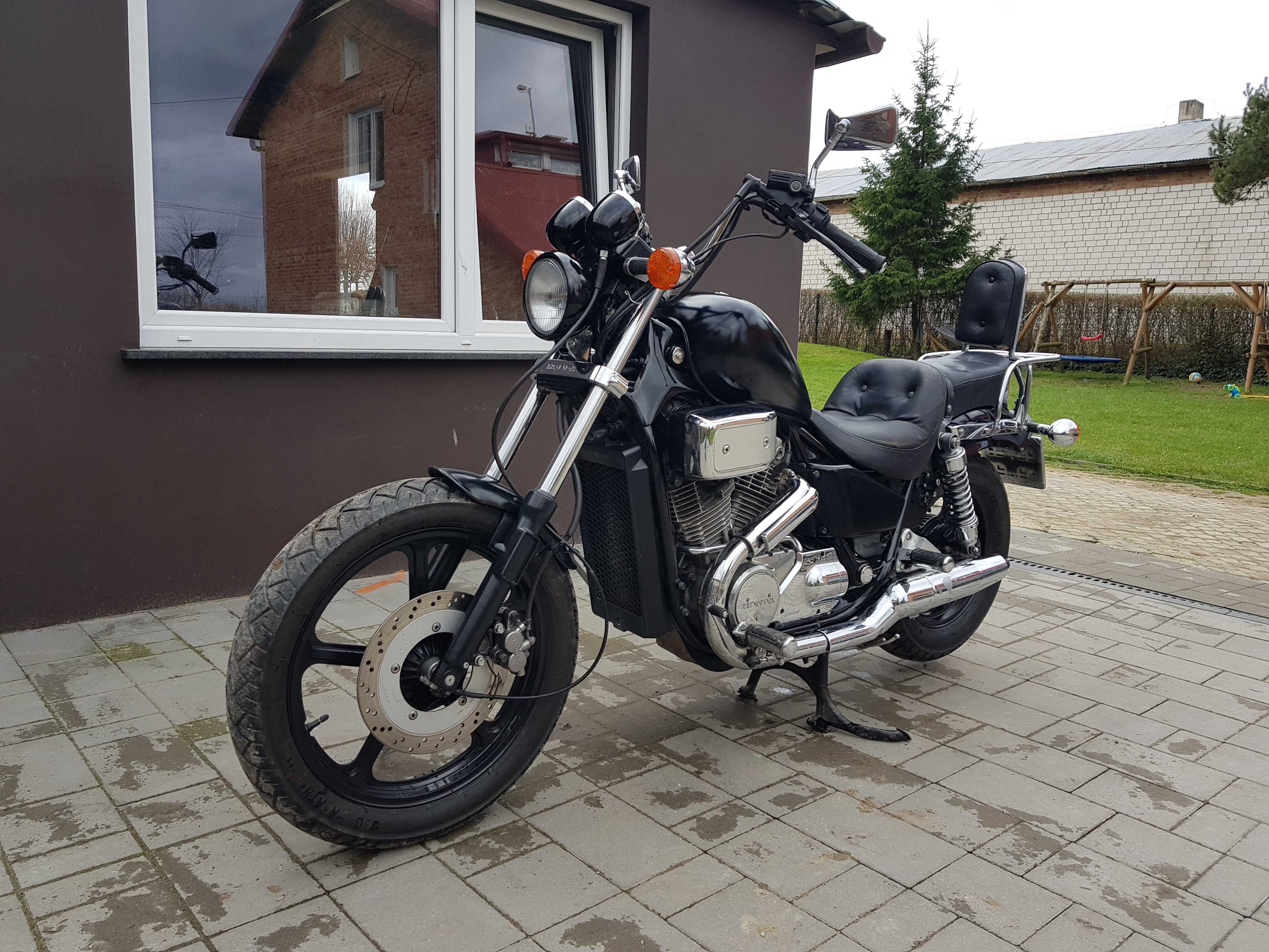 Honda Shadow 750