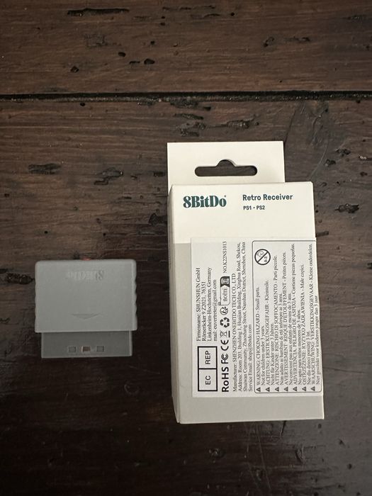 Retro Receiver Playstation 1 e 2 8bitdo