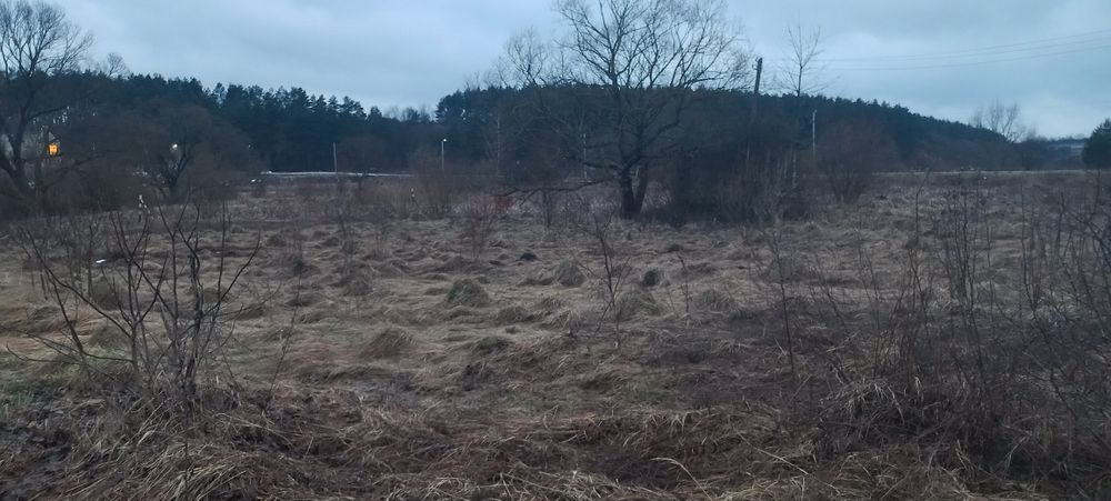 10 сот. у с. Солуки під будівництво