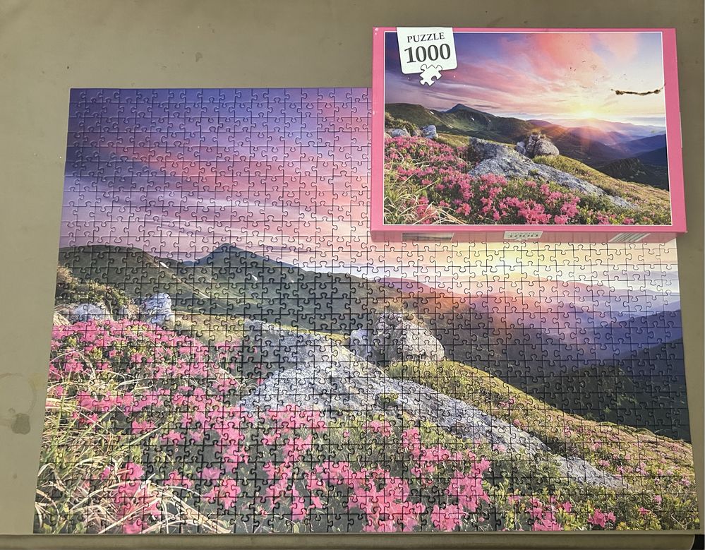 Puzzle 1000 elementow