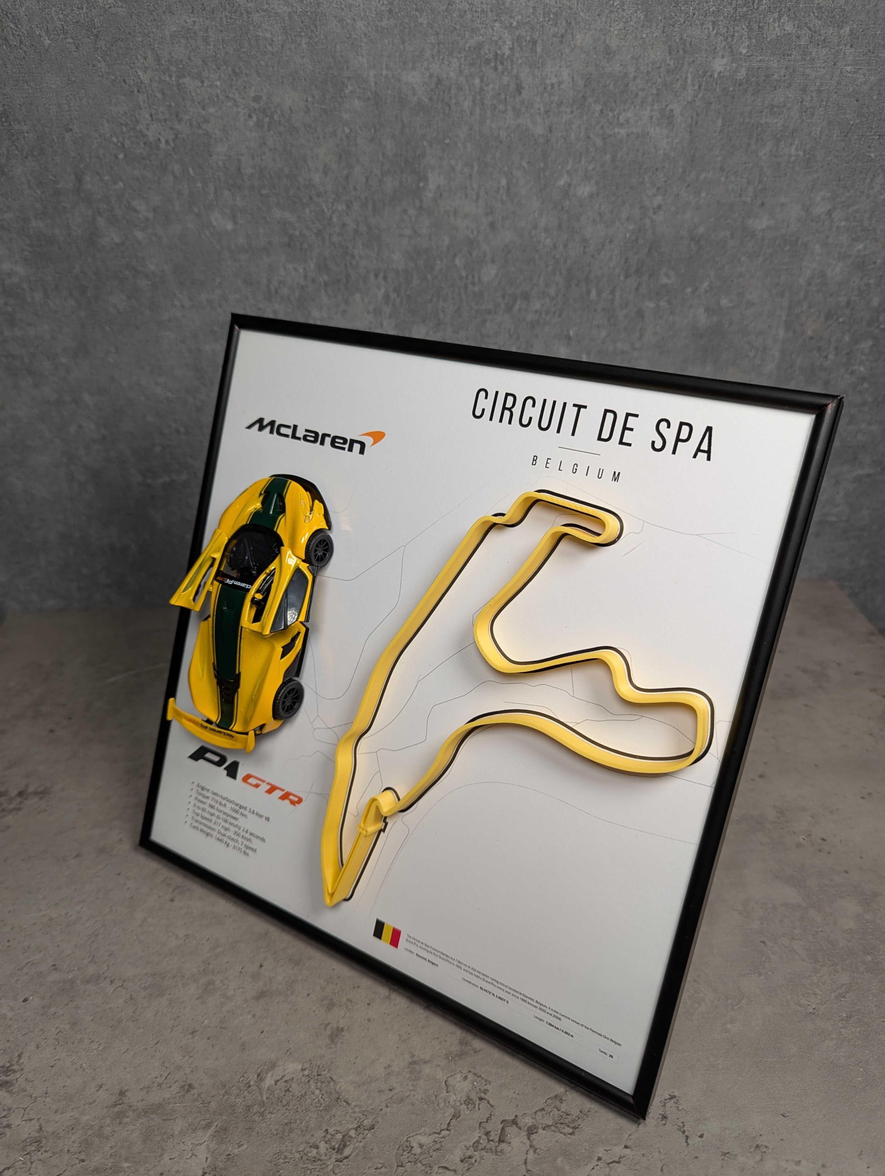 Модель CCA з Тримачем 2в1 Mclaren P1 GTR та 3D Траса Belgian GP