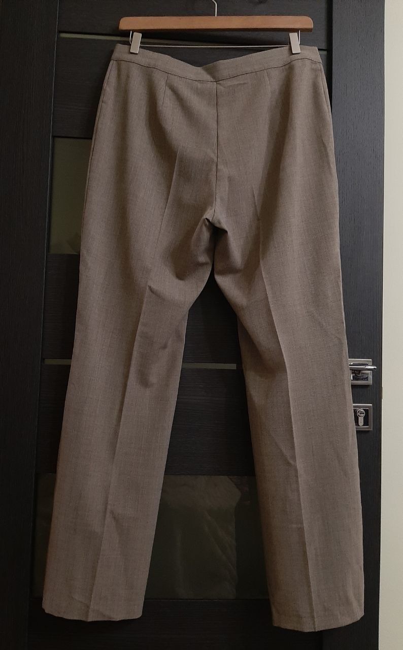 Жіночі брюки M&S 16р.