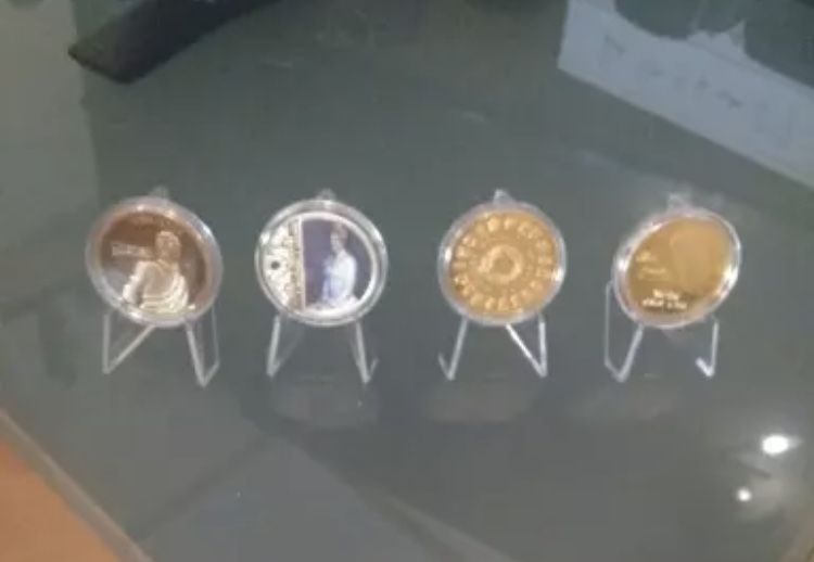 Підставки для колекції монет, жетонів, медалей, 54 мм АКРИЛОВІ