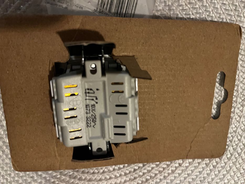 łącznik żaluzjowy z serii Sonata firmy Ospel.