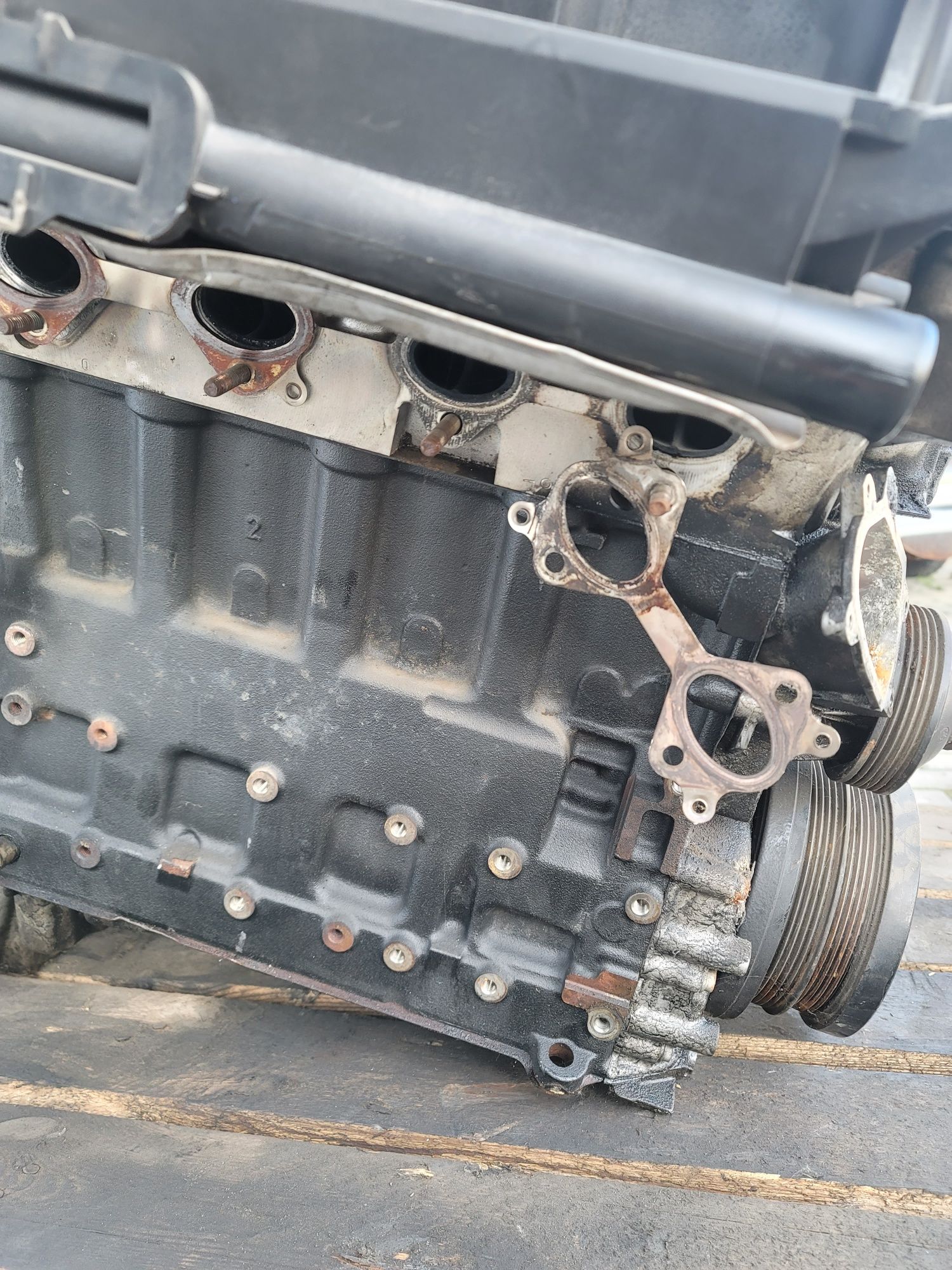 Двигун BMW e39 m57d25 2.5  525 турбодизель