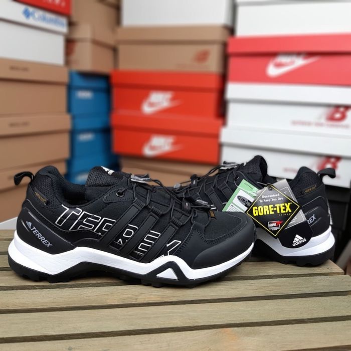 Зимові кросівки Adidas Terrex Gore-tex