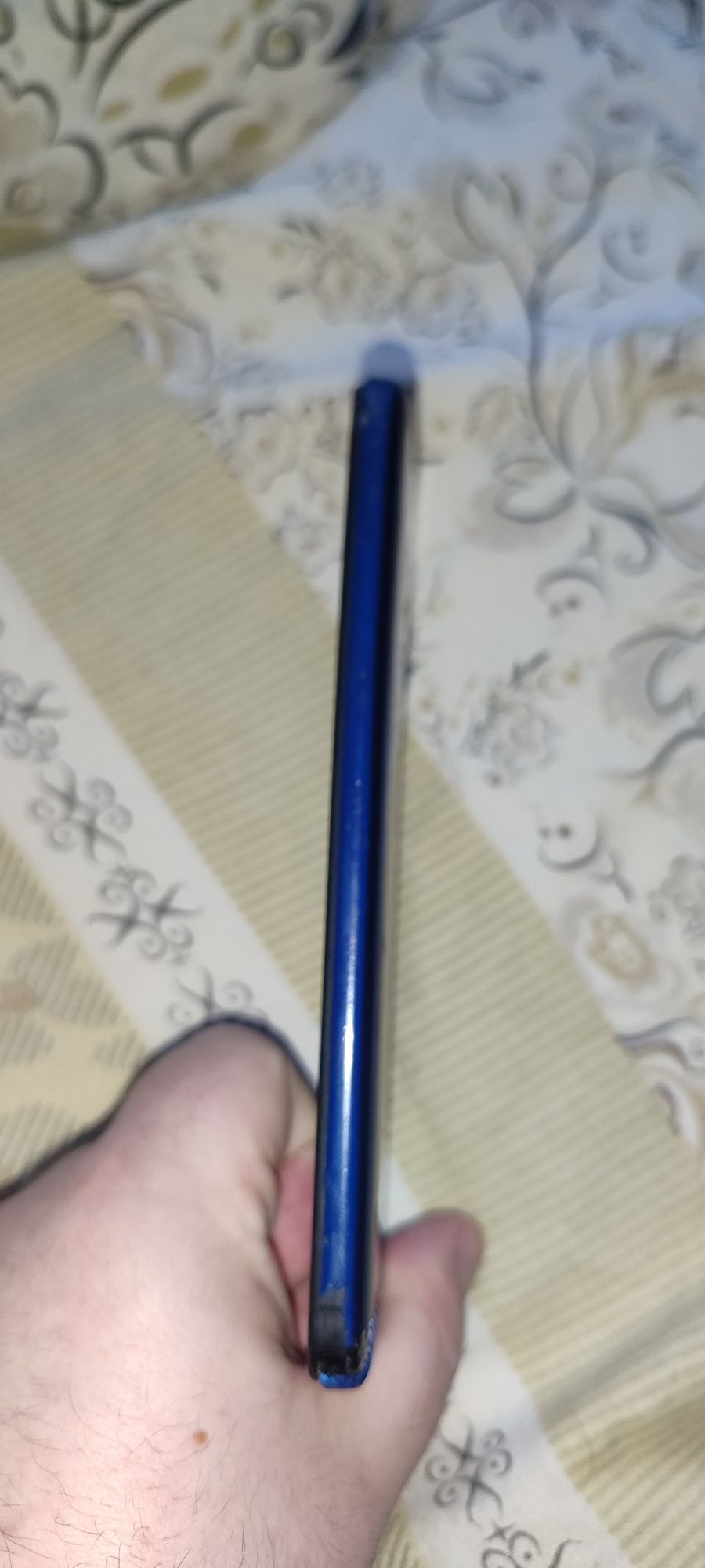 Redmi note 8 4/64 на запчастини або для користування