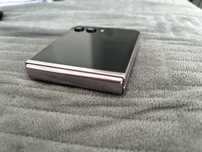 Samsung Galaxy Flip 5