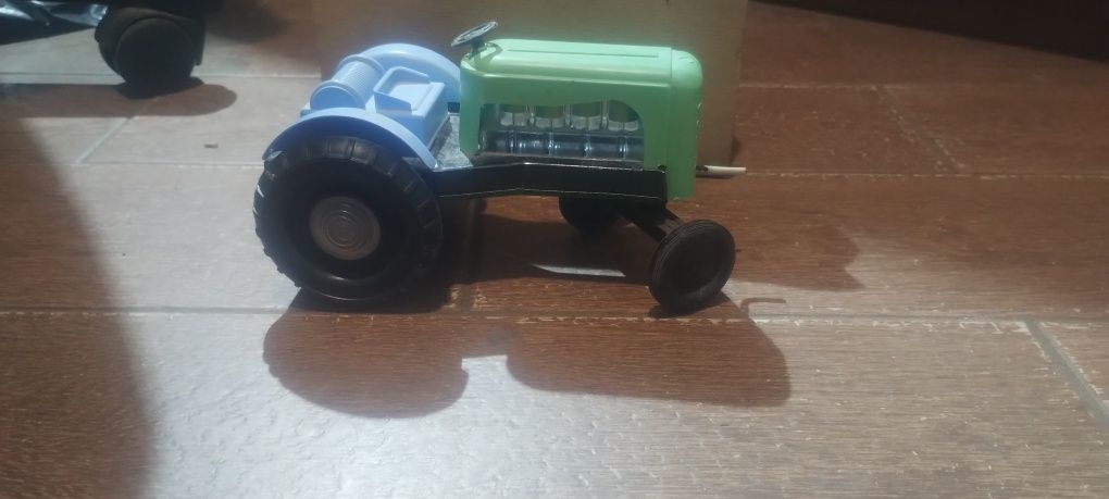 Трактор іграшка ссср "нерінга"
