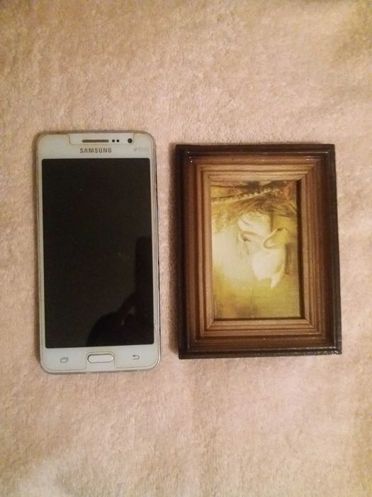 Маленька картина " Лебеді "