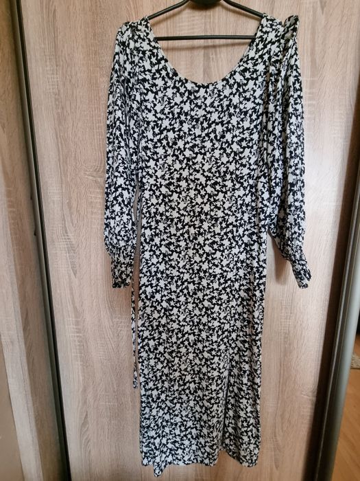 Sukienka rozmiar 12