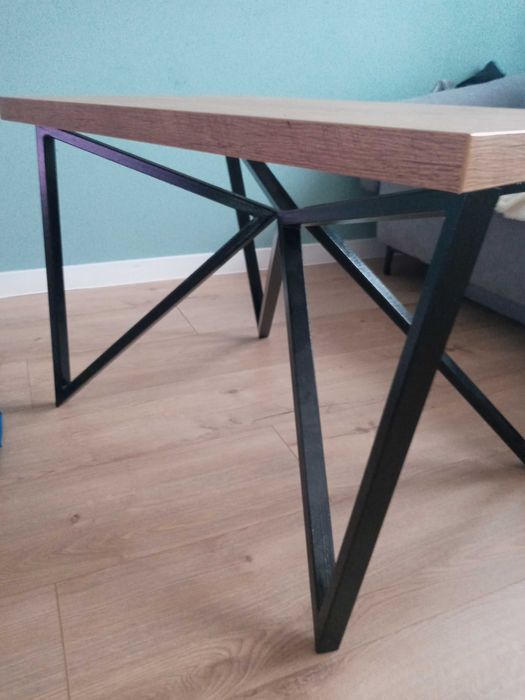 Stolik kawowy ręcznie wykonany metalowy