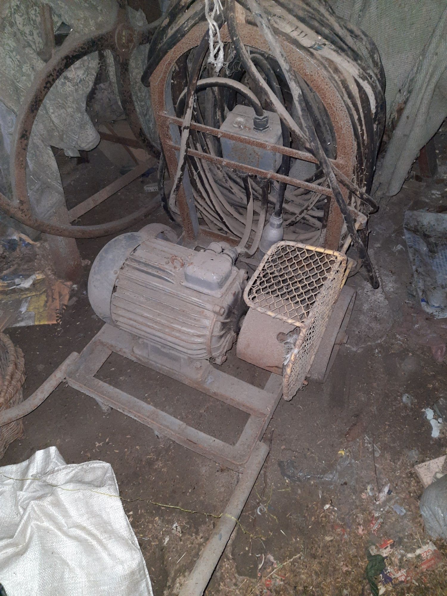 Ślnik elektryczny 7.5-5.5 kw dwa taniej