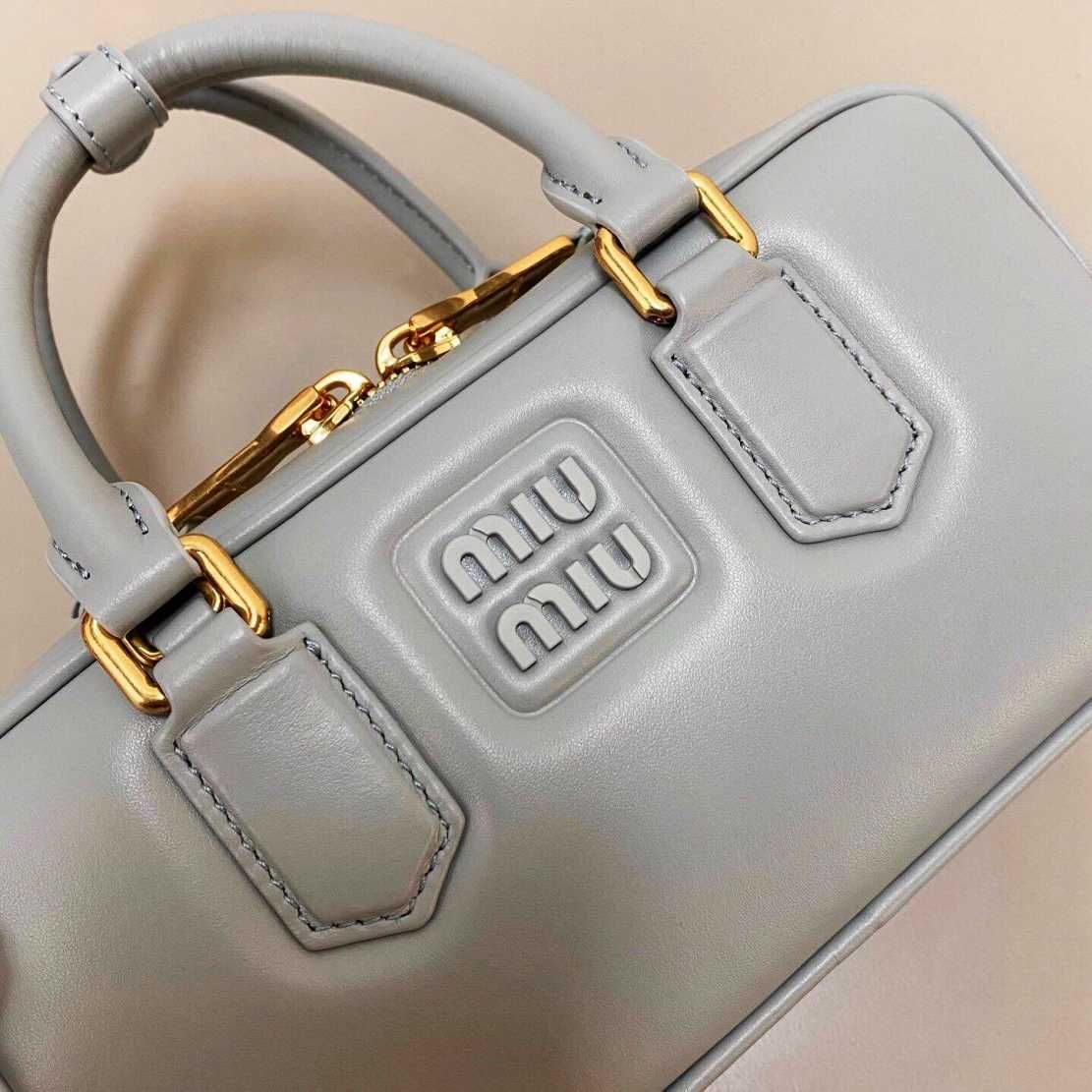Miu Miu - niebieska torba kolekcjonerska