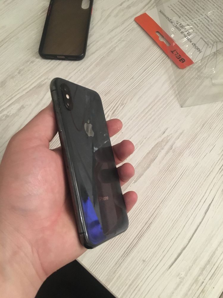 Продам Iphone XS 64 GB