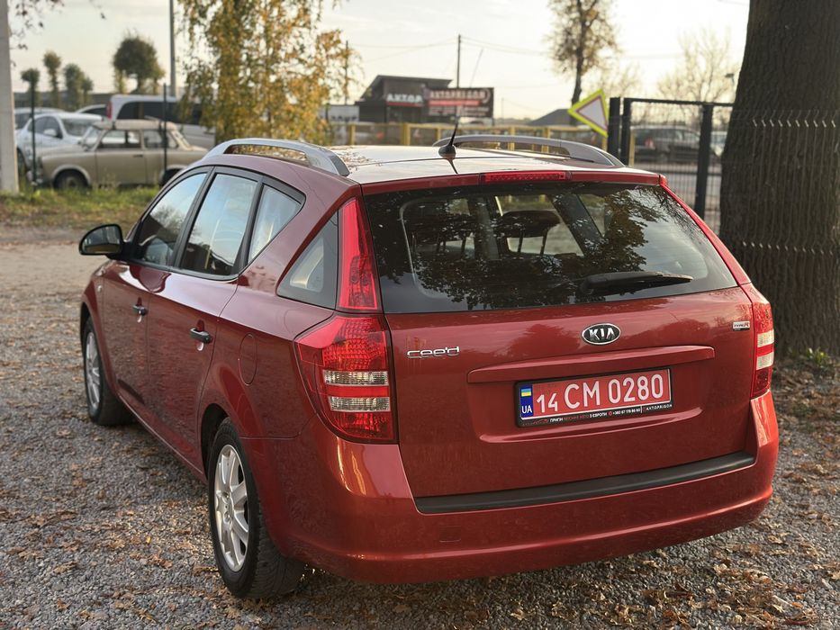 Продам Kia Ceed 2008