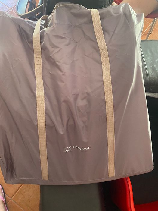 Berço de bebe, casa e viagem.