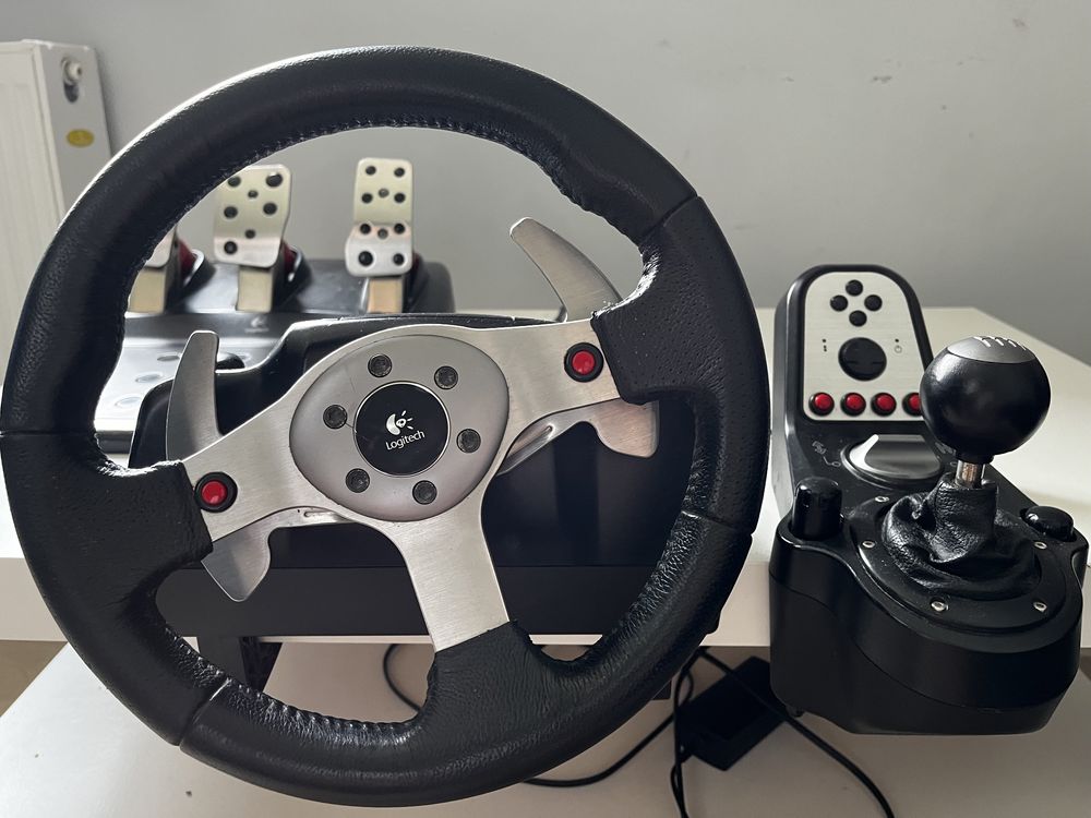 Kierownica Logitech G25 + Shifter