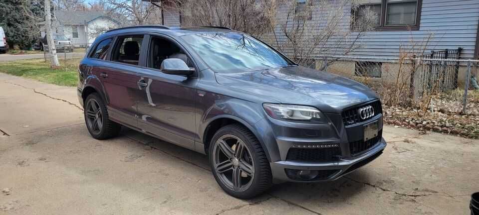 2013    Audi  Q7
