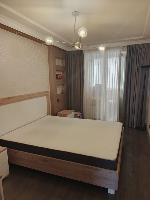 Продам 3 кімнатну квартиру Виставка ЖК Рауш