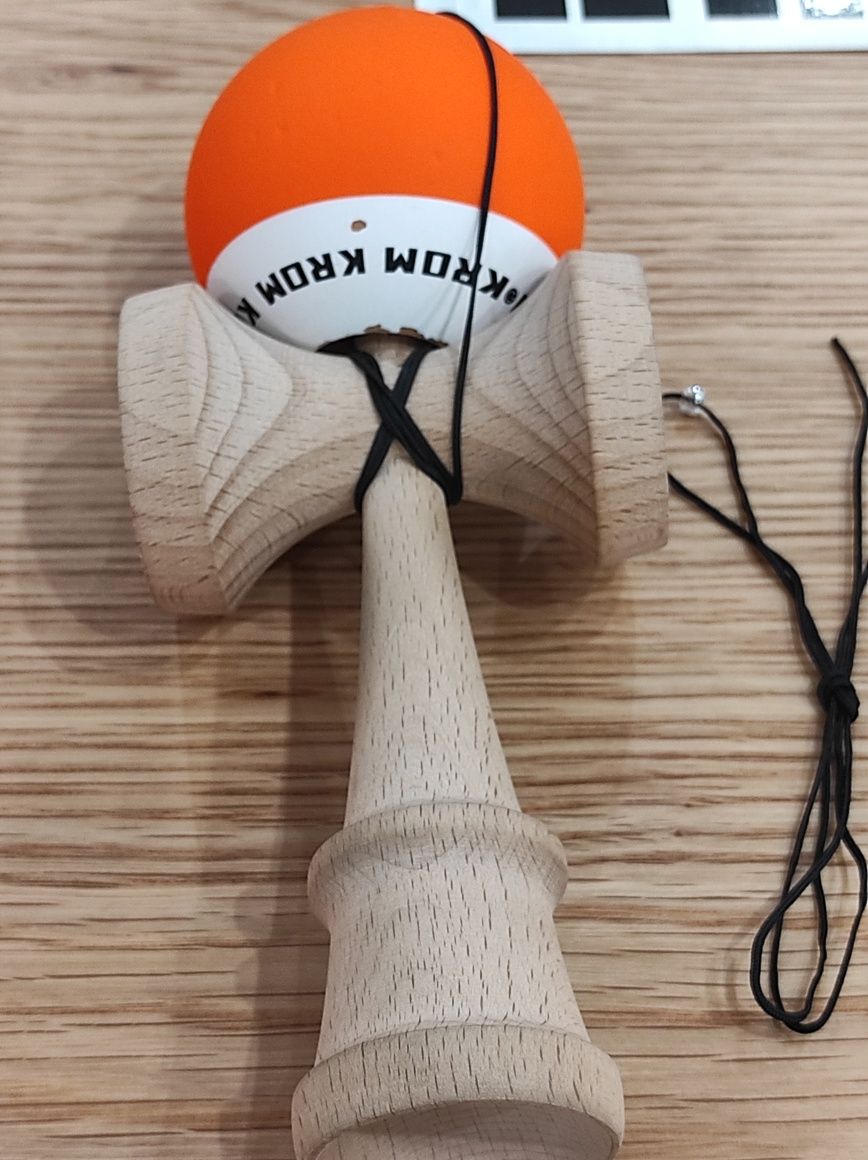 Kendama KROM pop