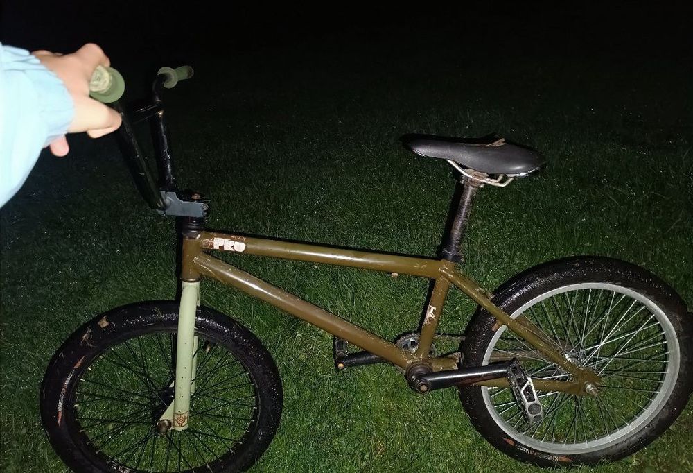 Sprzedaję rower BMX