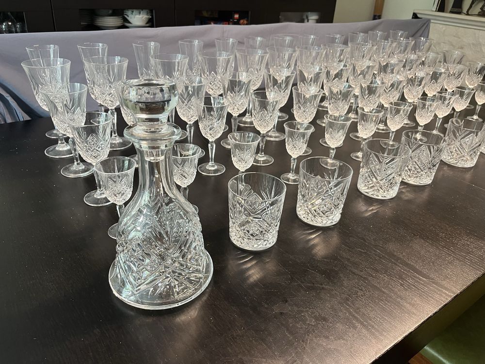 Conjunto de Cristal Lapidado - 65 peças - Estilo Vista Alegre