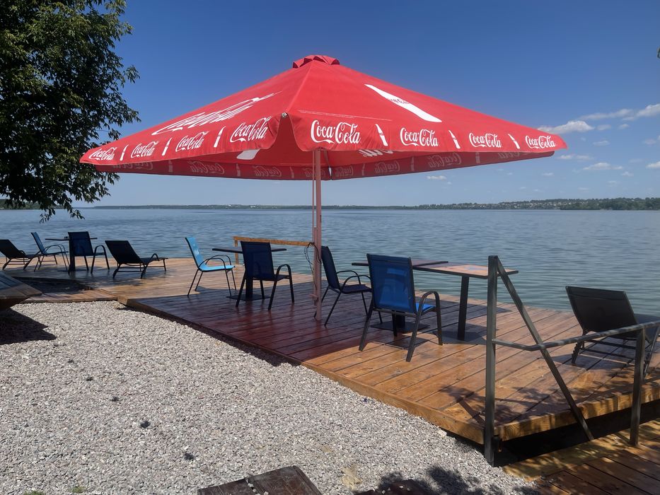 Домики со всеми удобствами 3- х и 2- х местные на берегу Днепра  Боро