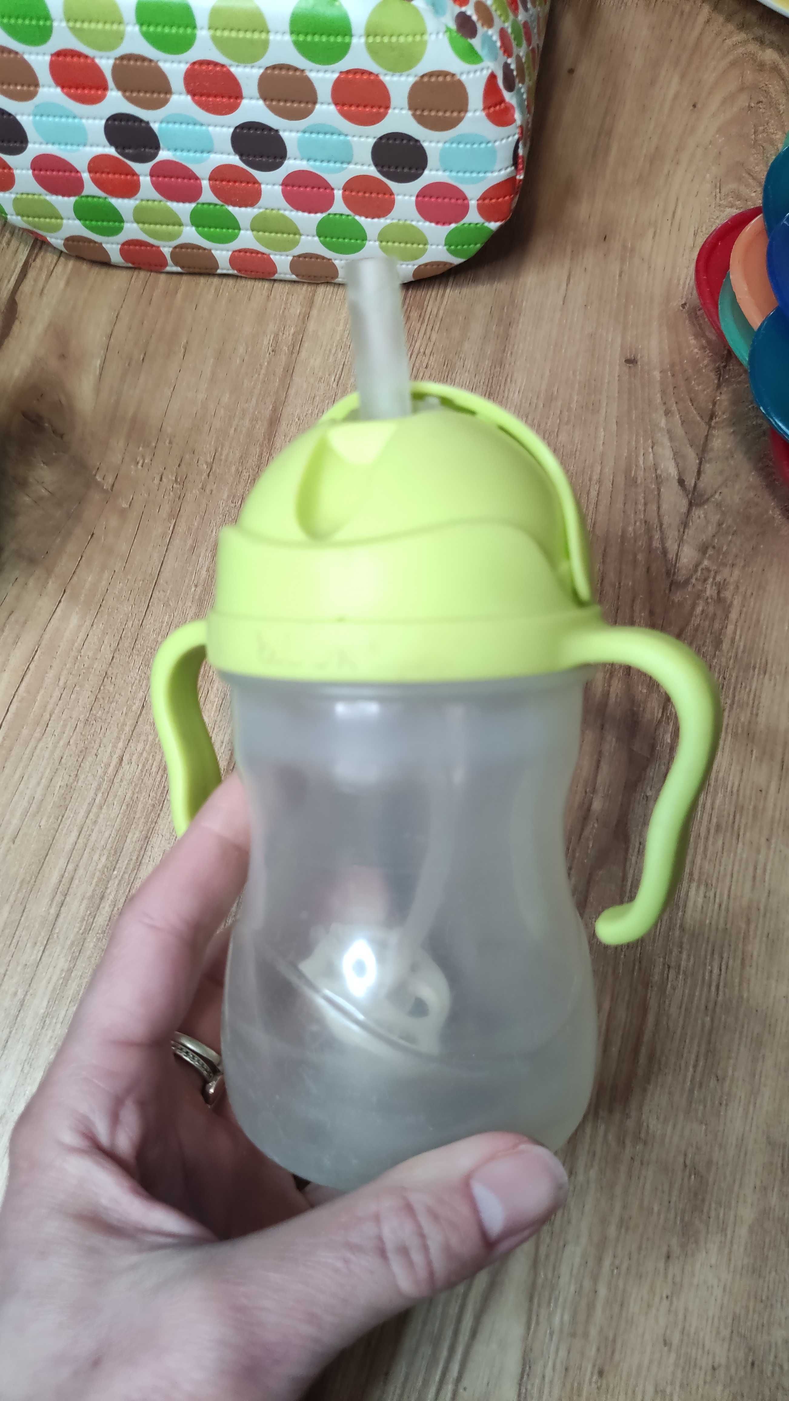Bidony, talerzyki plastikowe, kubek pochylony Doidy