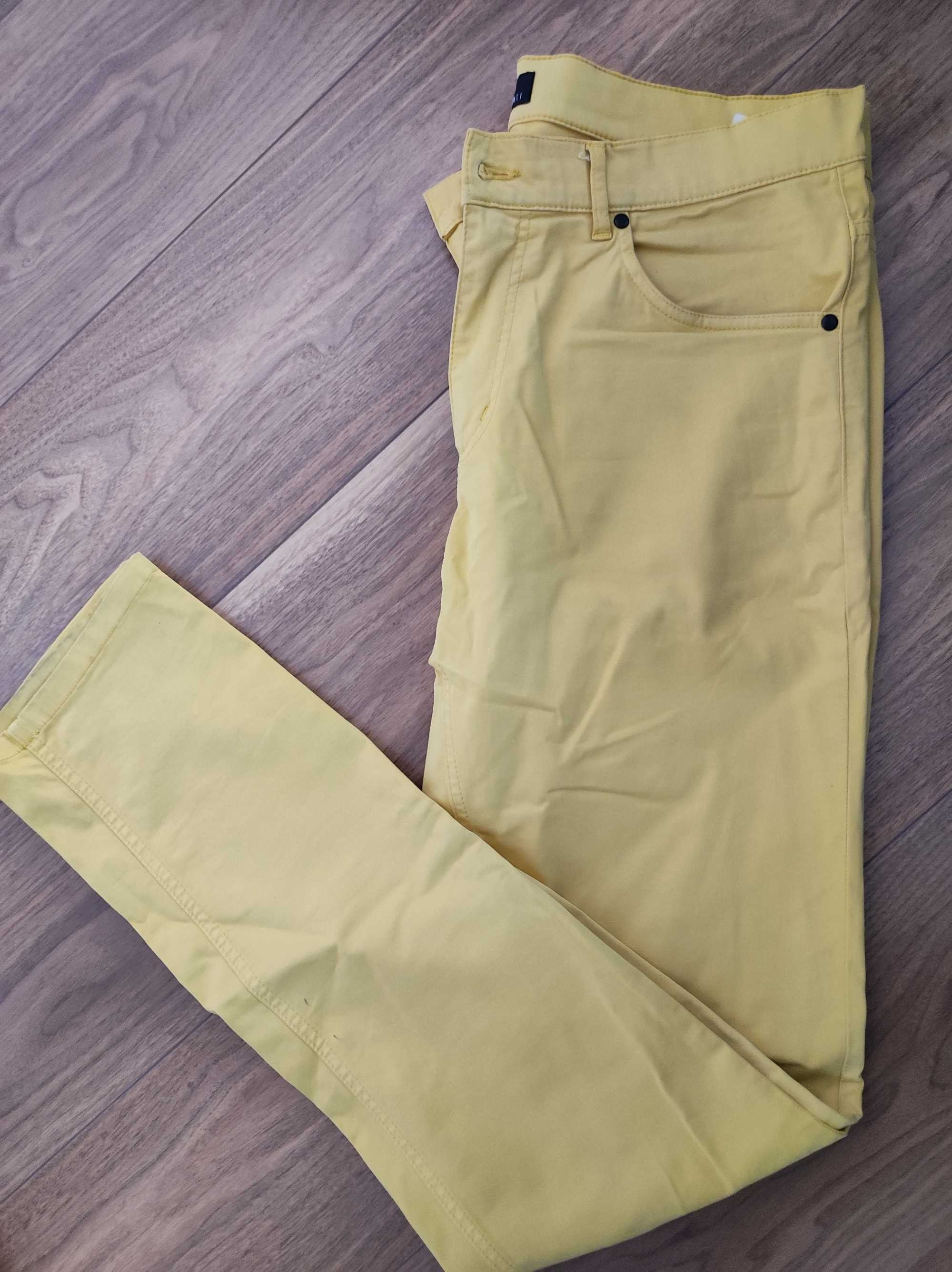 Spodnie materiałowe Giacomo Conti żółte