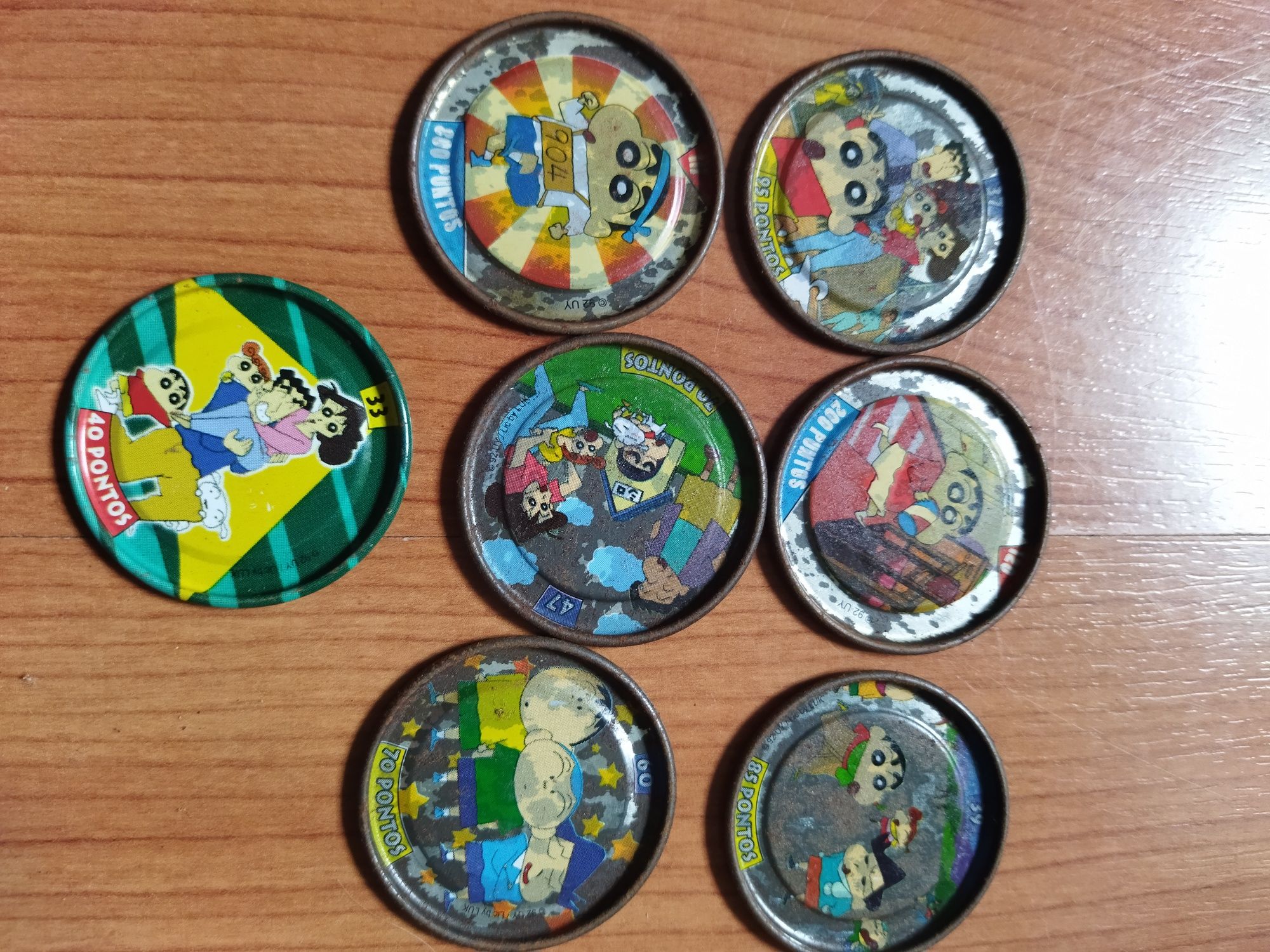 Varios bonecos e cartas futebol tazos hello Kitty animais Shrek Yoko