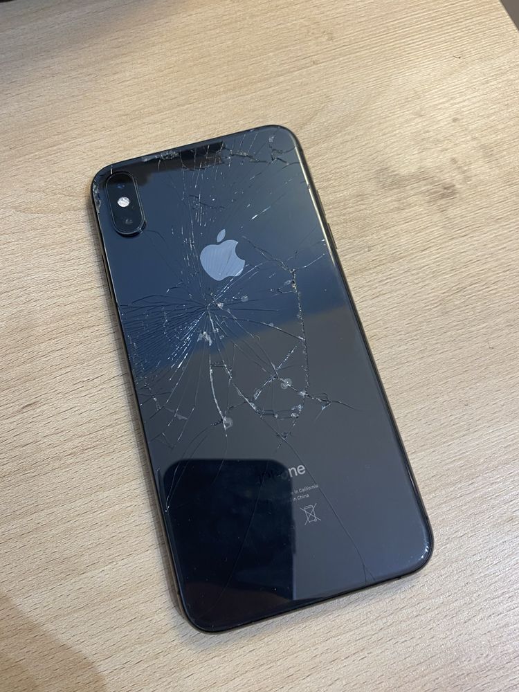iphone xs max 64GB