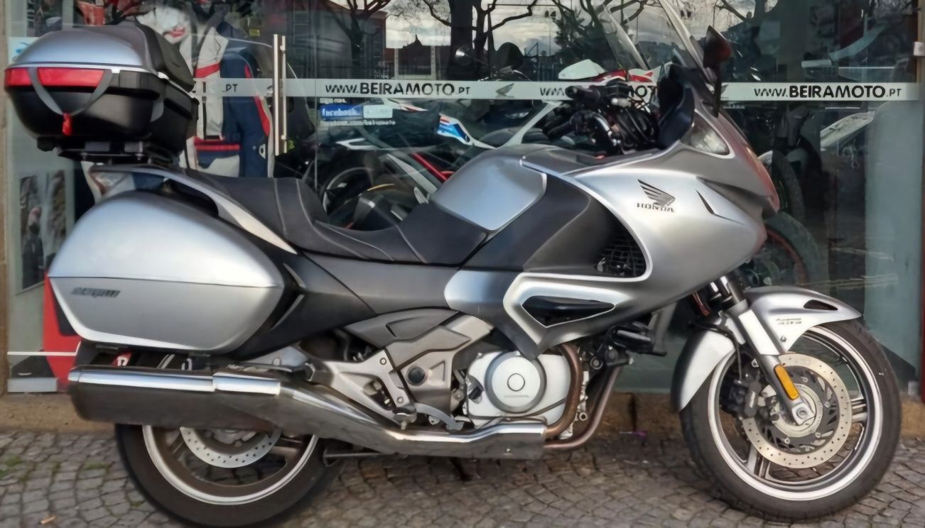 HONDA NT700 Deauville (2009)
