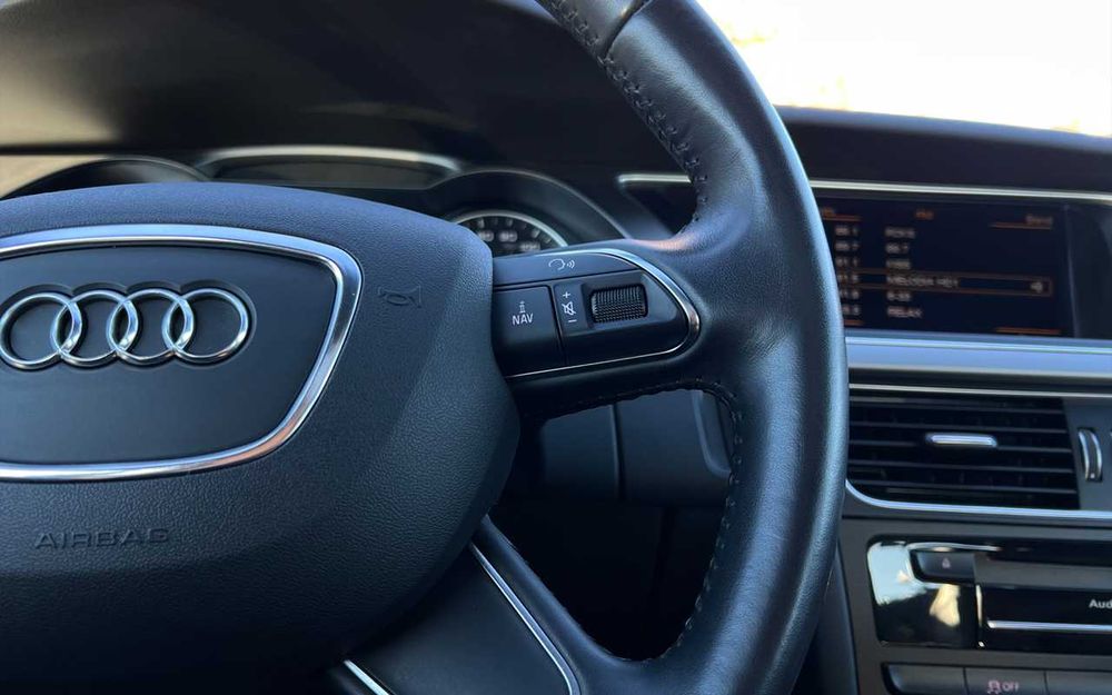 Audi A4 2014 рік