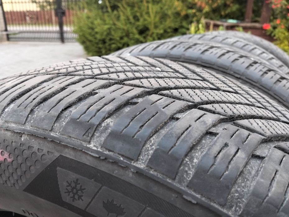 Opony wielosezonowe Imperial 225/55 R17. 4 sztuki