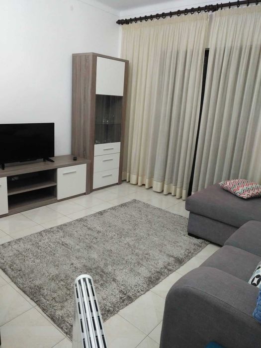 Apartamento mobilado T2+2 para arrendar, na praia do Ouro Pataias