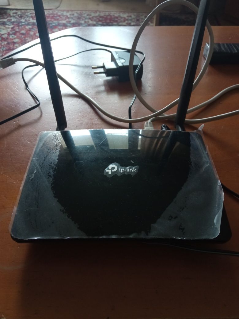 Router Tp  link z kablem