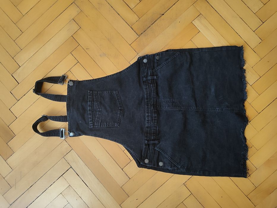 Sukienka ogrodniczka jeansowa