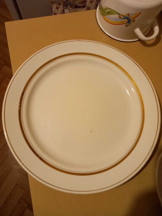 Блюдо большое фаянсовое