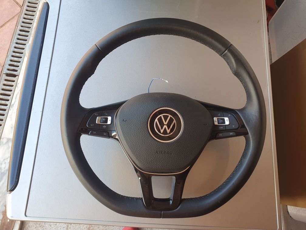 Volante Flat c/ Airbag VW Golf VII 2020