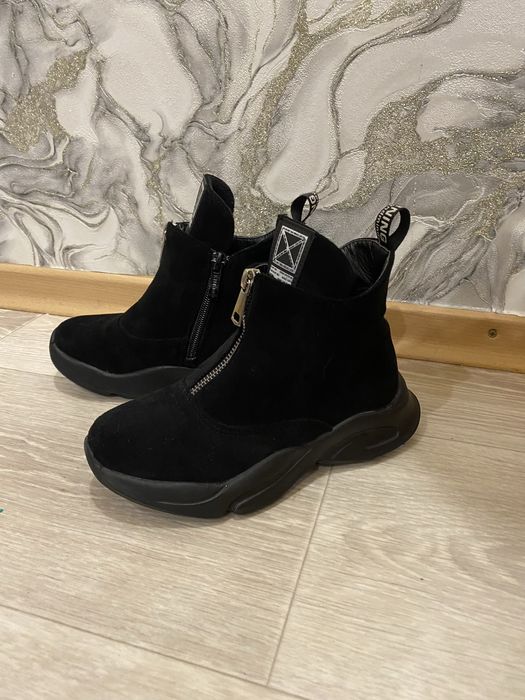 Ботинки замш 32 размер