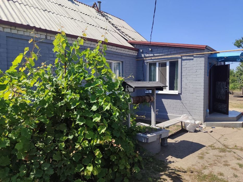 Продаж добротного будинку з жилою літньою кухнею в с. Орлівщина