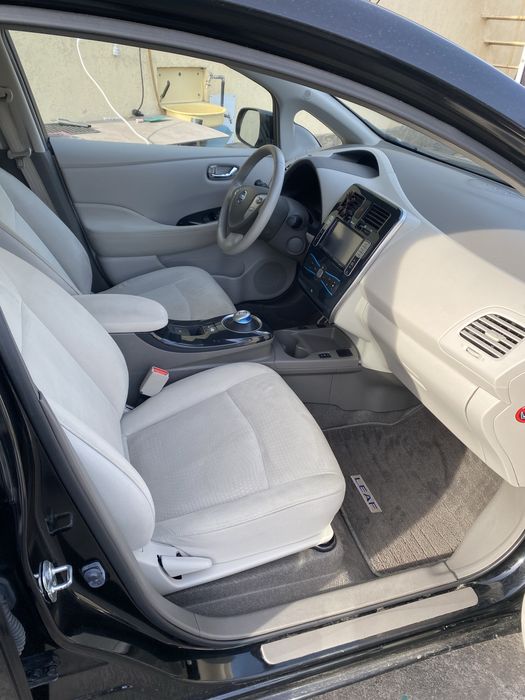 Хімчистка салону (хімчищення, прибирання інтерʼєру)