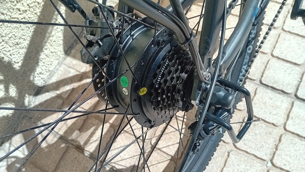 Bicicleta Eléctrica Duotts c29 750W 15Ah 55Km/H