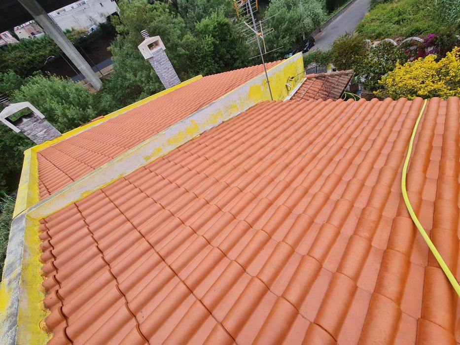 Limpeza e impermeabilização de telhados e pinturas