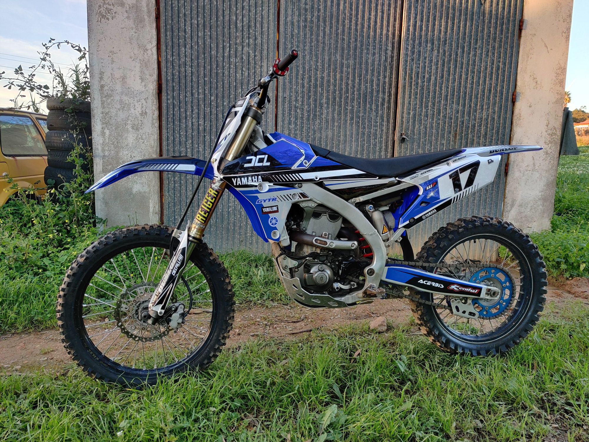 Yamaha YZF 450 mota