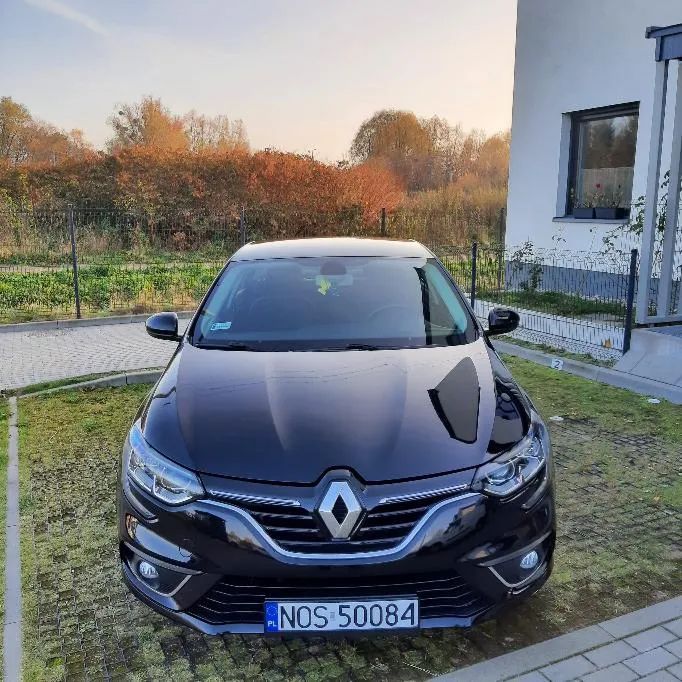 Renault Megane stan idealny, drugi właściciel, przeglądy wykonywane na bieżąco