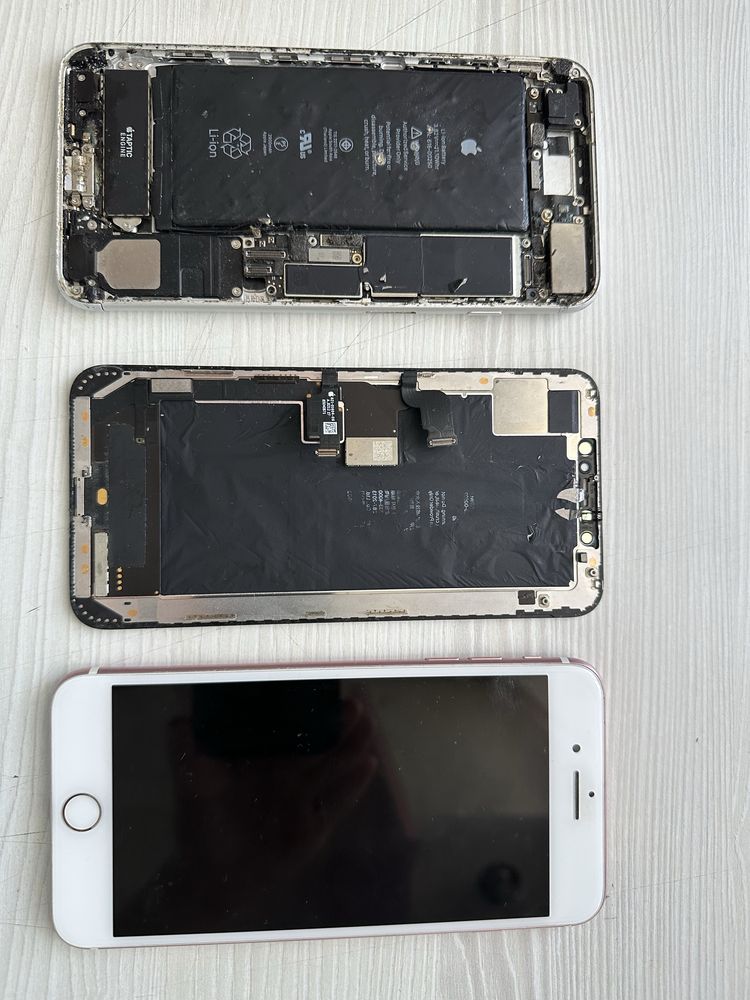 Два iPhone 7+, стан не робочий