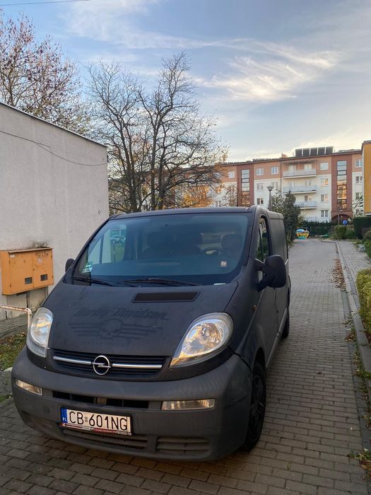 Opel Vivaro 1.9 diesel 2005r, zamiana na osobówkę